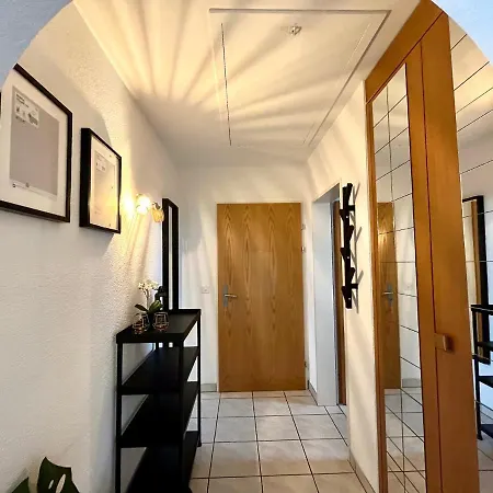 דירה Charming Fully Furnished In The Center Of *