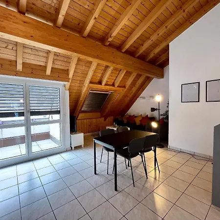 דירה Charming Fully Furnished In The Center Of *