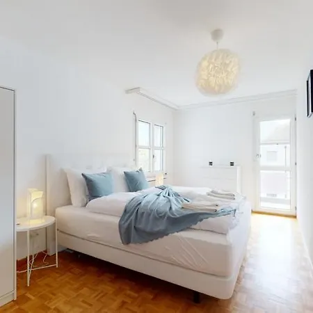 Charming Fully Furnished In The Center Of