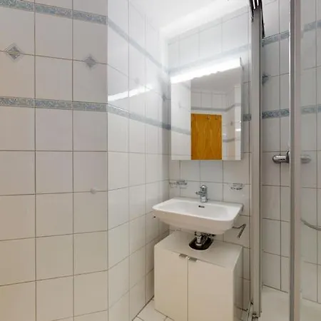Charming Fully Furnished In The Center Of דירה בריג