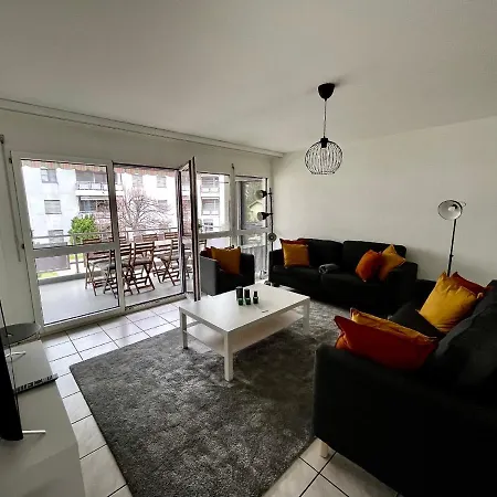 Charming Fully Furnished In The Center Of 公寓 *