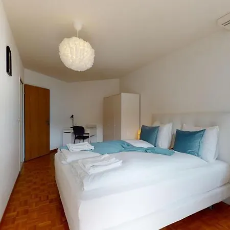 Charming Fully Furnished In The Center Of 公寓