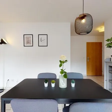 公寓 Charming Fully Furnished In The Center Of 布里格